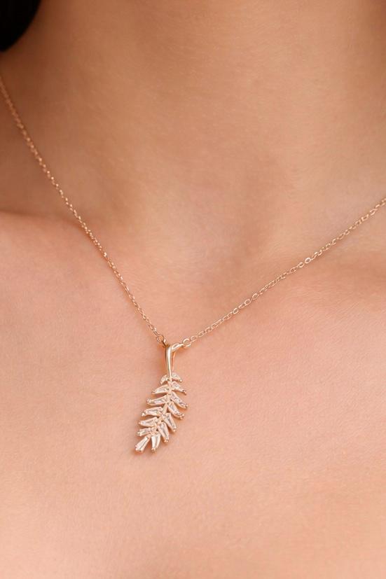 Elegant Silver leaf Pendant Chain for Women | Premium 925 Silver Necklace